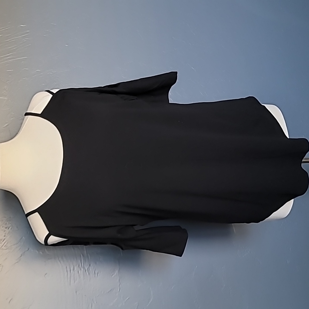 Cold Shoulder Oversized Top EUC